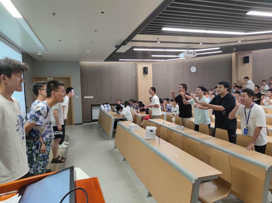 院面向本科新生开展沉浸式形势与政策课j9九游会入口首页计算机科学与技术学